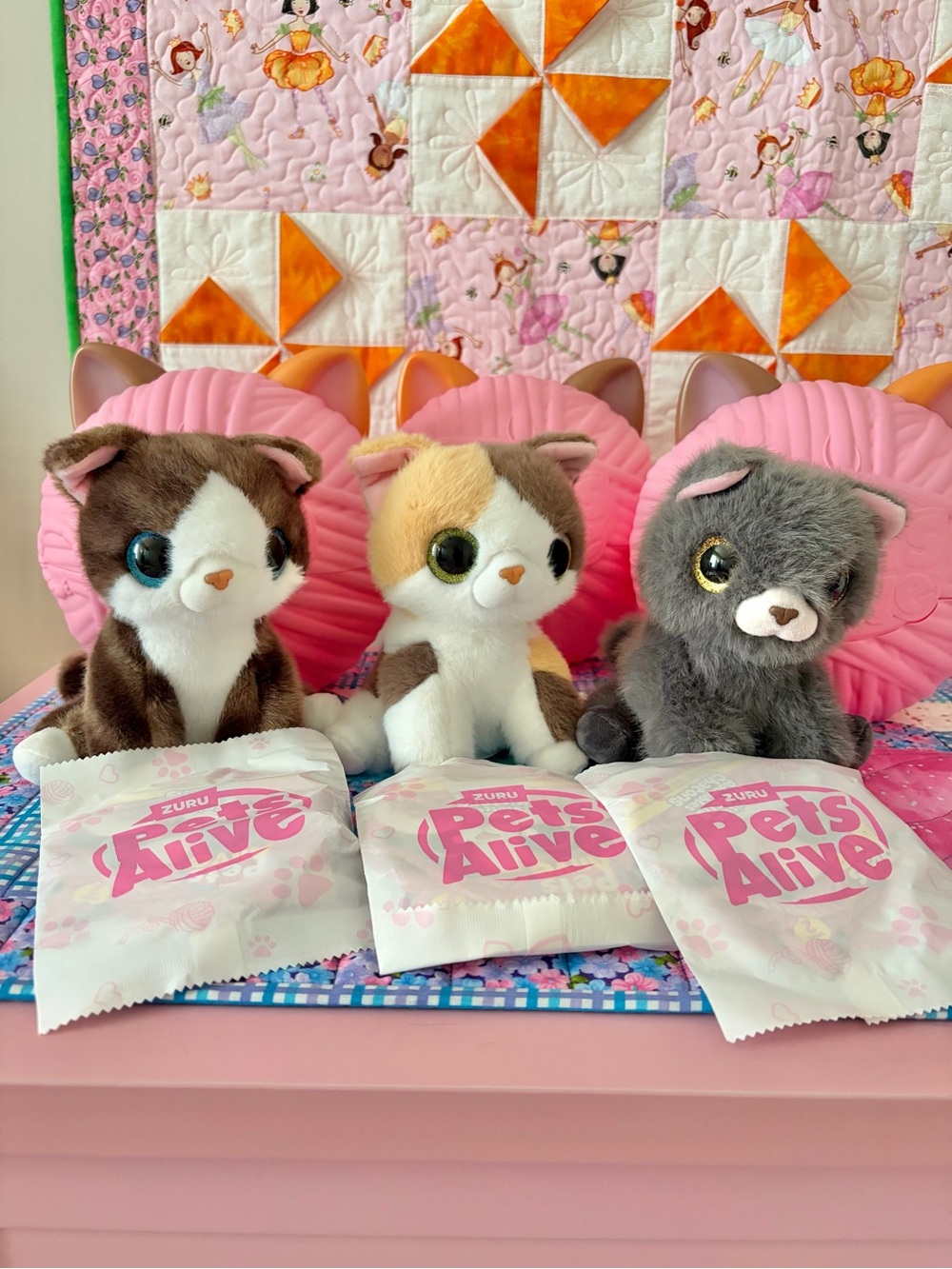 THREE Pets Alive Smitten Kittens “Patches” “Shadow” “Snuggles” Series 2 by Zuru